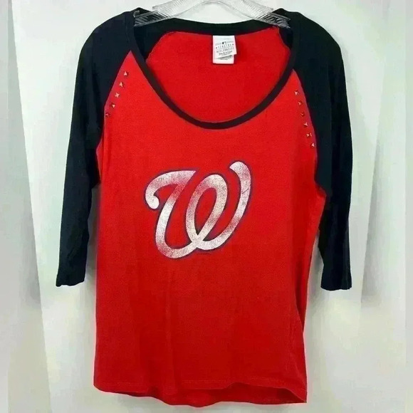 Washington Nationals 5th & Ocean Offical Merchandise Size Medium - Picture 1 of 7